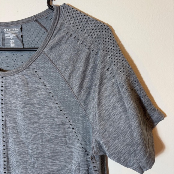 Athleta Fast Track Tee‎ Size Large - Picture 2 of 5